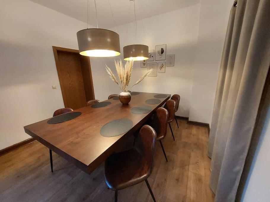 Cozy Home, 7 Beds, Wifi, Kitchen, Balcony, Bielefeld Center Экстерьер фото