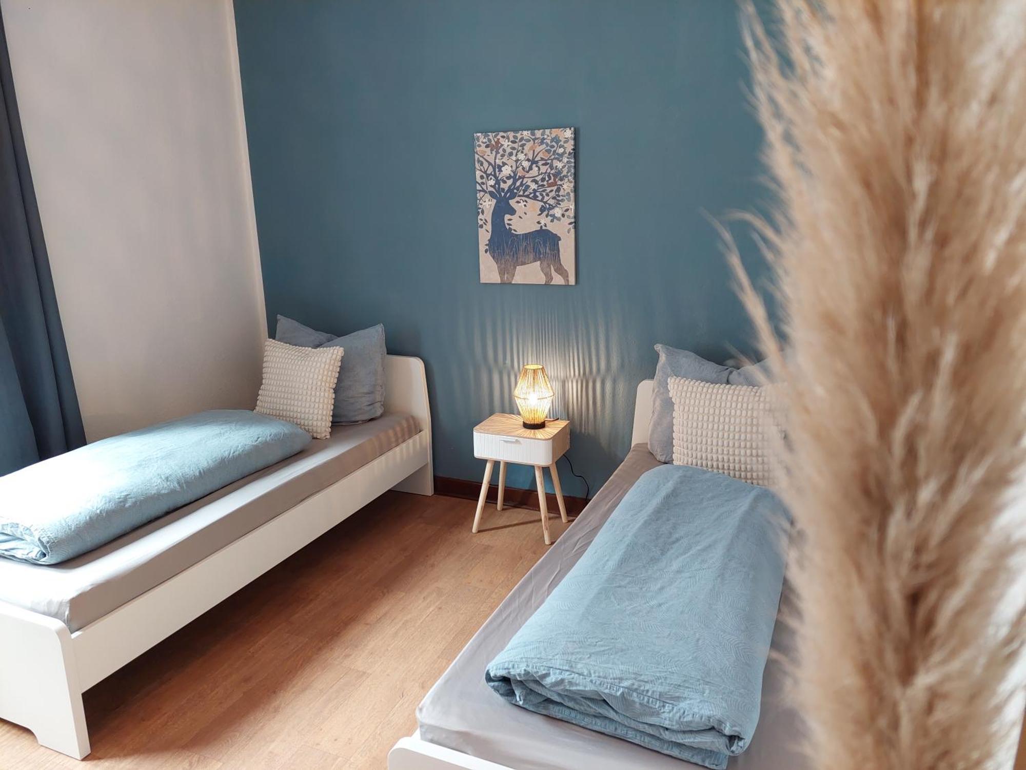 Cozy Home, 7 Beds, Wifi, Kitchen, Balcony, Bielefeld Center Экстерьер фото
