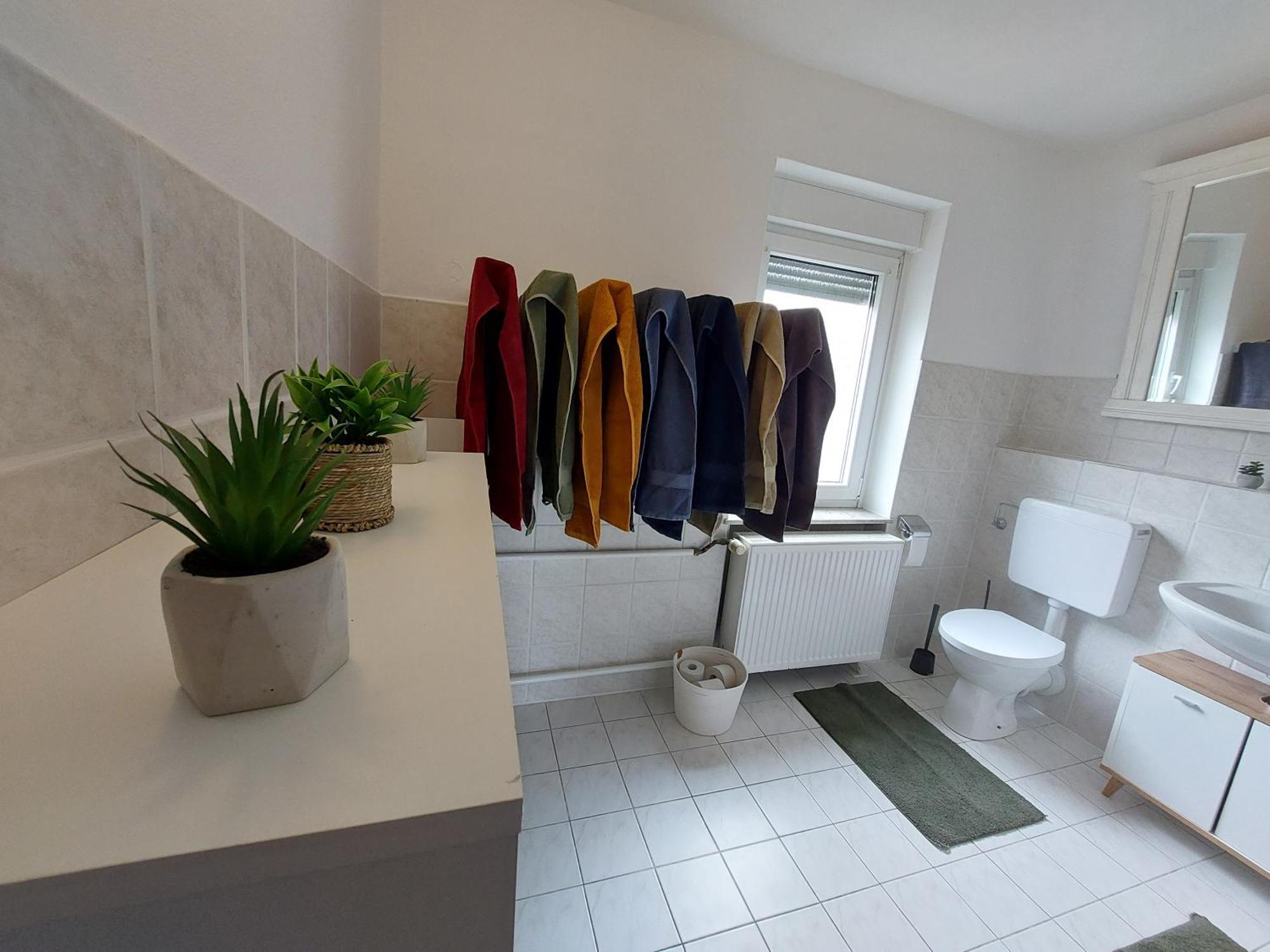 Cozy Home, 7 Beds, Wifi, Kitchen, Balcony, Bielefeld Center Экстерьер фото