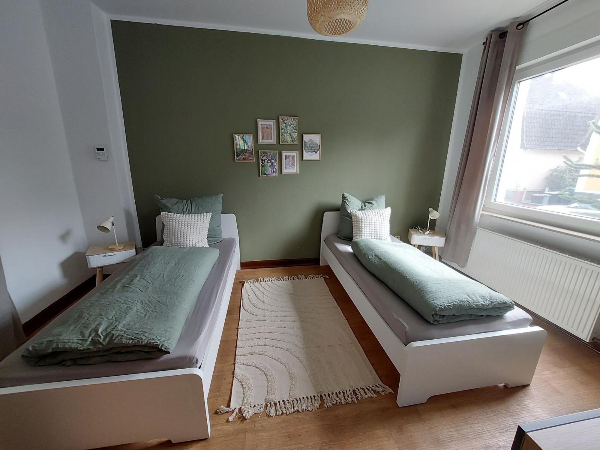 Cozy Home, 7 Beds, Wifi, Kitchen, Balcony, Bielefeld Center Экстерьер фото